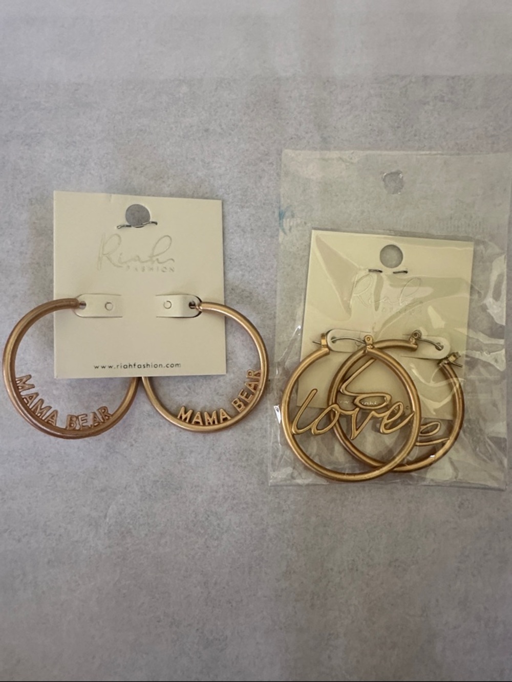 Riah Fashion Gold 'Mama Bear' & 'Love' Hoop Earring Set
